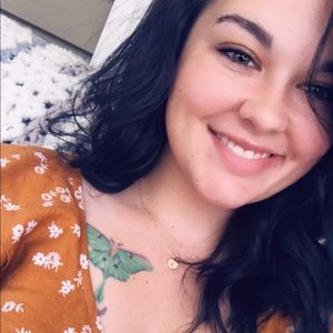 Meet your Posher, Amanda